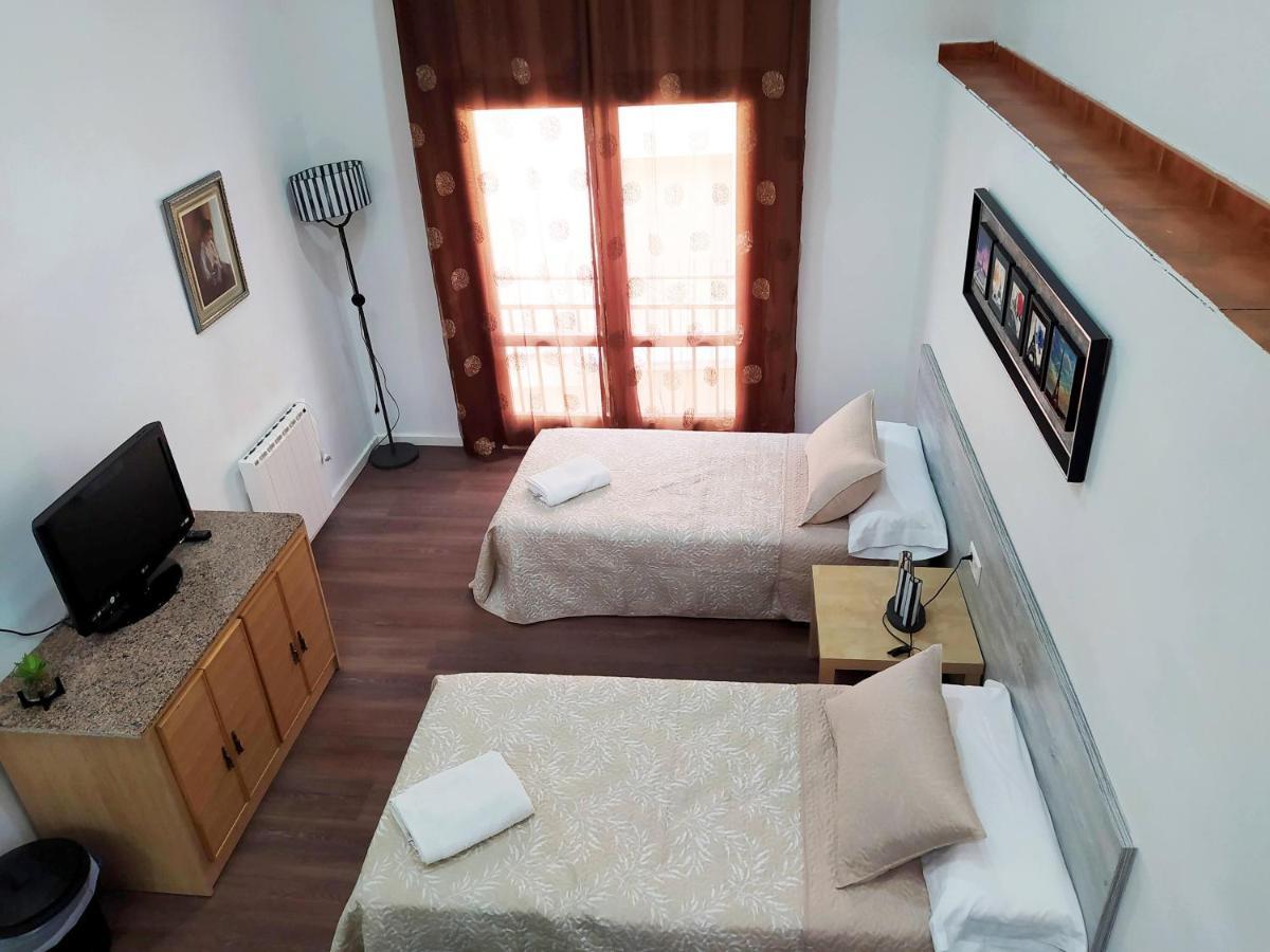 Casa Ramon Y Cajal อัลกาญิซ ภายนอก รูปภาพ
